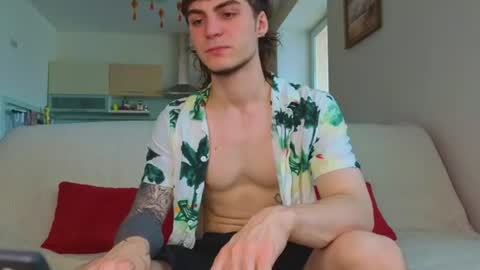 Snapshot of sly_gus chatting on June 2026 08:53:01 AM Gus online show from June 2026 08:53:01 AM
