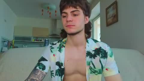Snapshot of sly_gus chatting on July 2026 10:17:01 AM Gus online show from July 2026 10:17:01 AM