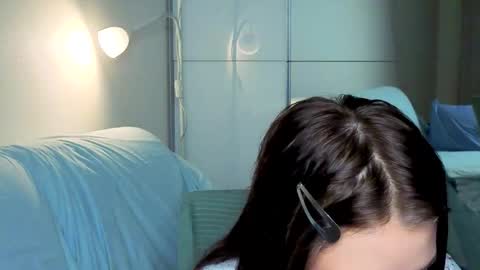 Lily online show from September 2025 01:45:01 PM