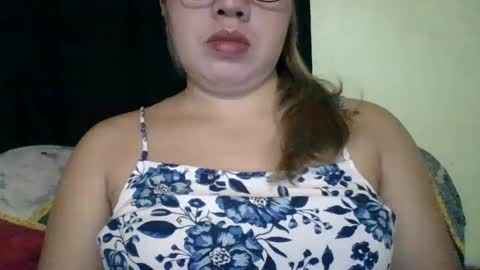 Snapshot of small_boobs59 chatting on March 2025 09:16:01 AM Lovewella online show from March 2025 09:16:01 AM