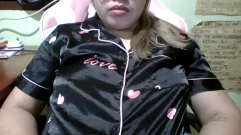 Snapshot of small_boobs59 chatting on March 2025 12:55:02 PM Lovewella online show from March 2025 12:55:02 PM