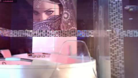 Snapshot of small_hot19 chatting on November 2025 09:34:01 AM Small Hot19 online show from November 2025 09:34:01 AM