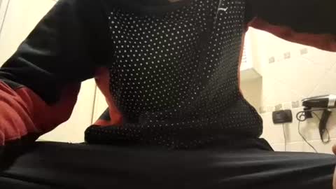 smallone8825 online show from March 2026 06:19:01 AM