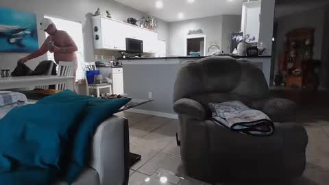 Snapshot of smallpenisbigtongue chatting on January 2025 01:45:02 PM Daddy online show from January 2025 01:45:02 PM