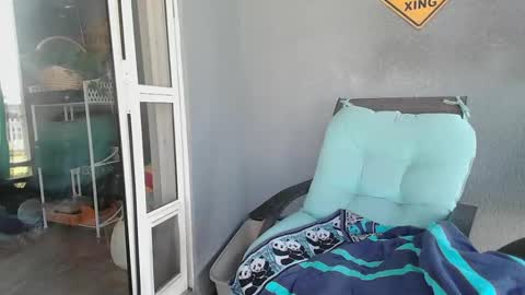 Snapshot of smallpenisbigtongue chatting on February 2025 01:17:02 PM Daddy online show from February 2025 01:17:02 PM