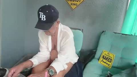 Snapshot of smallpenisbigtongue chatting on September 2025 01:05:02 PM Daddy online show from September 2025 01:05:02 PM