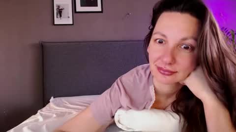 Snapshot of smalltittsbigsoul chatting on February 2025 05:41:01 AM Anna no bbbbybybbabebyy just Anna. And dont call me mom please. online show from February 2025 05:41:01 AM