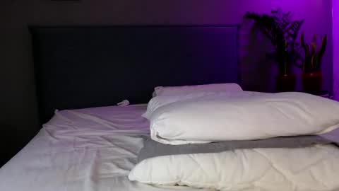 Snapshot of smalltittsbigsoul chatting on February 2025 05:36:02 AM Anna no bbbbybybbabebyy just Anna. And dont call me mom please. online show from February 2025 05:36:02 AM