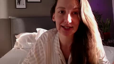 Snapshot of smalltittsbigsoul chatting on February 2025 06:00:01 AM Anna no bbbbybybbabebyy just Anna. And dont call me mom please. online show from February 2025 06:00:01 AM