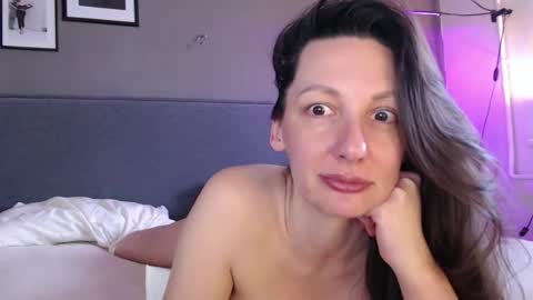 Snapshot of smalltittsbigsoul chatting on February 2025 12:31:01 PM Anna no bbbbybybbabebyy just Anna. And dont call me mom please. online show from February 2025 12:31:01 PM