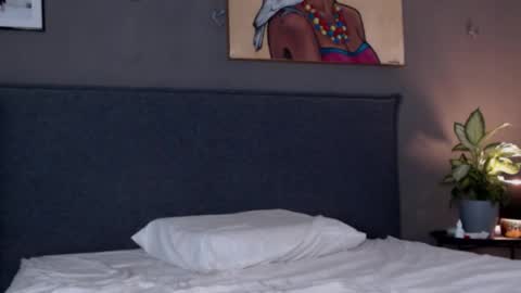 Snapshot of smalltittsbigsoul chatting on September 2025 07:09:02 AM Anna no bbbbybybbabebyy just Anna. And dont call me mom please. online show from September 2025 07:09:02 AM