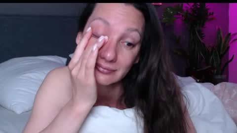 Snapshot of smalltittsbigsoul chatting on April 2026 06:00:02 AM Anna no bbbbybybbabebyy just Anna. And dont call me mom please. online show from April 2026 06:00:02 AM
