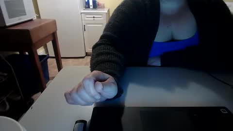 Snapshot of smalltowntrouble chatting on February 2026 01:02:02 AM smalltowntrouble online show from February 2026 01:02:02 AM