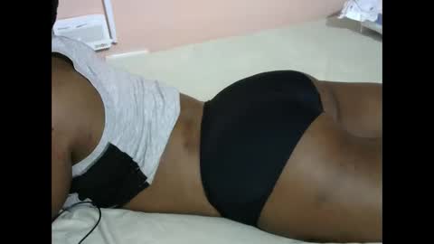 Snapshot of smart_lilly chatting on October 2025 07:26:02 PM smart_lilly online show from October 2025 07:26:02 PM