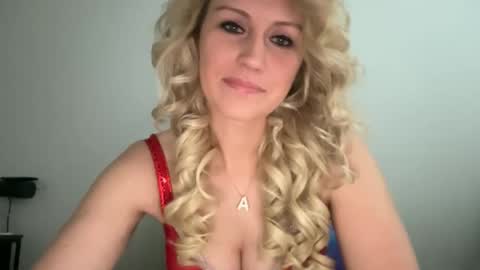 Snapshot of smexxii93 chatting on February 2026 03:55:01 PM smexxii93 online show from February 2026 03:55:01 PM