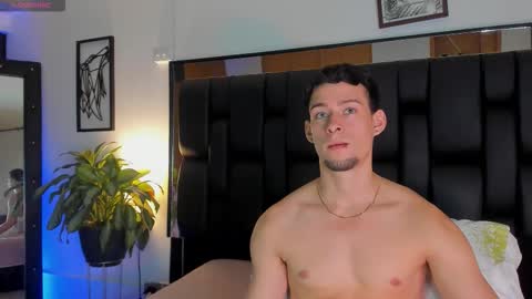 Jade Smiith online show from November 2025 10:42:01 PM