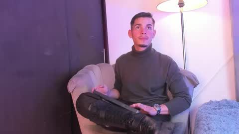 Snapshot of smile_kai_16 chatting on December 2025 04:07:02 AM KAI online show from December 2025 04:07:02 AM