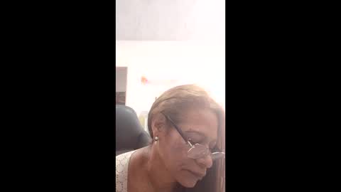 Smileth online show from February 2026 01:17:01 PM