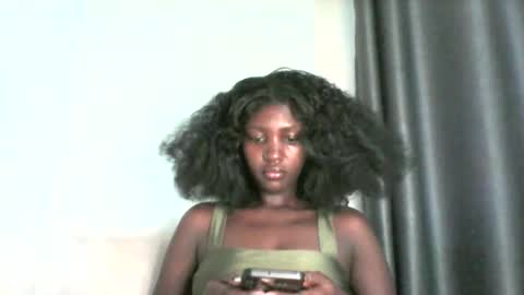 Snapshot of smileykesh chatting on September 2025 06:15:02 AM smileykesh online show from September 2025 06:15:02 AM