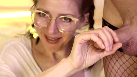 Tati  San online show from April 2026 01:58:02 PM