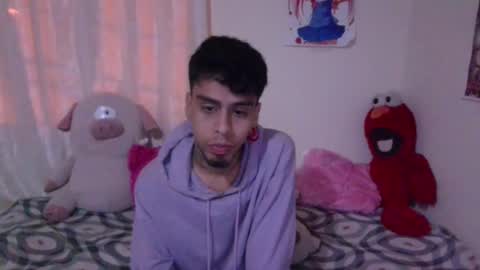 Snapshot of smoker00teddybear chatting on February 2025 07:38:02 AM teddy online show from February 2025 07:38:02 AM