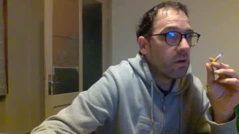 luca online show from October 2025 10:45:01 PM