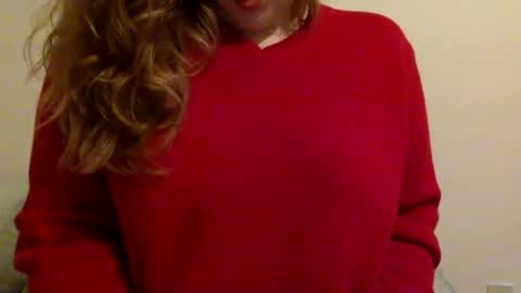 Snapshot of smokeshow3 chatting on December 2024 05:48:01 AM smokeshow3 online show from December 2024 05:48:01 AM