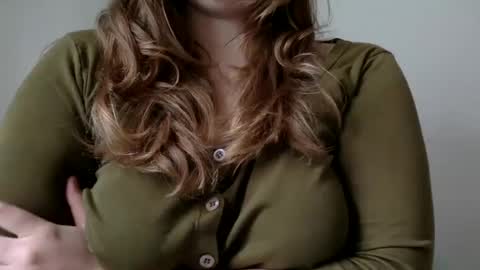 Snapshot of smokeshow3 chatting on December 2024 07:28:02 PM smokeshow3 online show from December 2024 07:28:02 PM