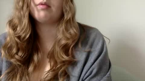 Snapshot of smokeshow3 chatting on February 2025 06:59:01 PM smokeshow3 online show from February 2025 06:59:01 PM