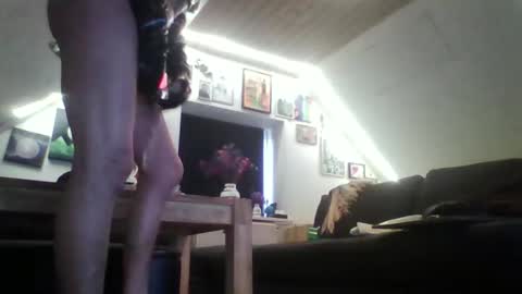 Snapshot of smokeslut365 chatting on April 2026 06:16:02 AM smokeslut365 online show from April 2026 06:16:02 AM