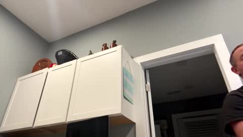 smokeymt420 online show from April 2026 06:09:01 AM