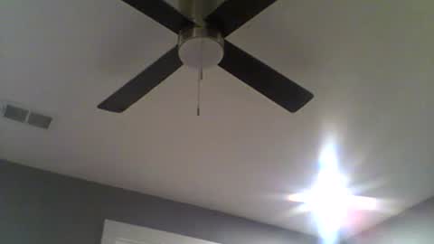 Snapshot of smokeymt420 chatting on June 2026 01:33:01 AM smokeymt420 online show from June 2026 01:33:01 AM