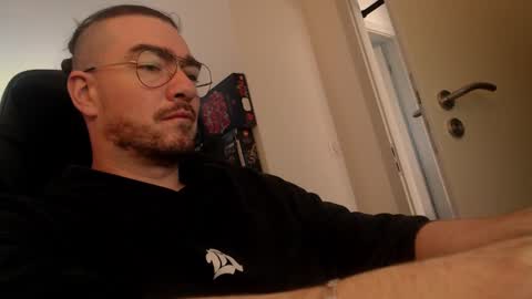 AllDayIDream online show from January 2025 01:43:01 PM