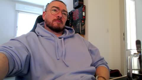 AllDayIDream online show from April 2026 05:54:01 AM