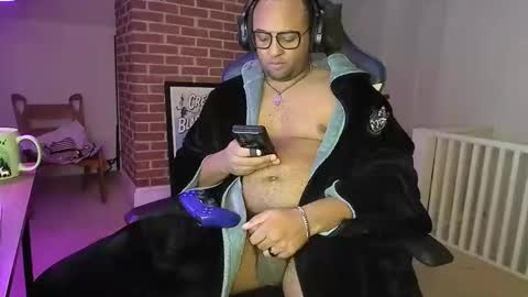 Smoothj2011 online show from April 2026 08:37:02 AM