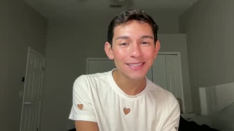 Snapshot of smoothlatintwinkk chatting on September 2025 11:53:01 PM Damien Grey online show from September 2025 11:53:01 PM