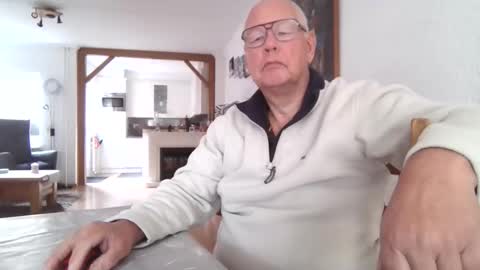 smoothy5460 online show from November 2025 09:20:02 AM