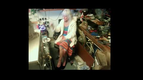 mish online show from November 2025 05:06:01 AM