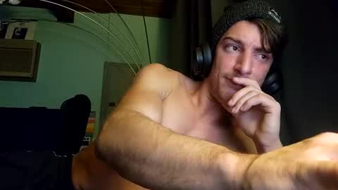 Snapshot of snackyyyy chatting on December 2024 05:31:01 AM Snackyyyy online show from December 2024 05:31:01 AM