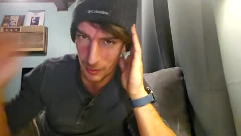 Snapshot of snackyyyy chatting on February 2026 03:24:01 AM Snackyyyy online show from February 2026 03:24:01 AM