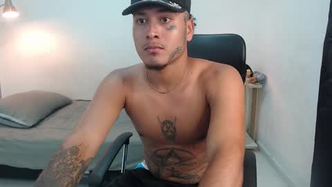 Snapshot of snak_master1 chatting on September 2025 06:05:02 AM snak_master1 online show from September 2025 06:05:02 AM