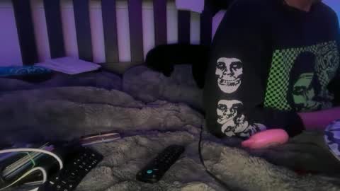 snapbacksandtattoos420 online show from June 2026 10:19:01 AM