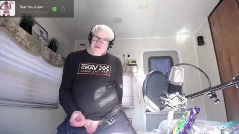 Snapshot of snarfle chatting on February 2025 09:25:02 PM Viiscount Snarfle Von Snarfenberg online show from February 2025 09:25:02 PM