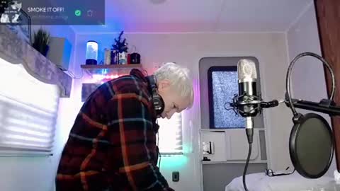 Snapshot of snarfle chatting on March 2025 05:54:02 PM Viiscount Snarfle Von Snarfenberg online show from March 2025 05:54:02 PM