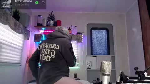 Snapshot of snarfle chatting on March 2025 10:02:02 PM Viiscount Snarfle Von Snarfenberg online show from March 2025 10:02:02 PM