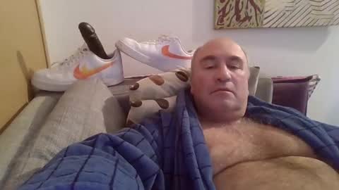 Snapshot of sneakerboy18 chatting on January 2025 01:26:01 PM sneakerboy18 online show from January 2025 01:26:01 PM