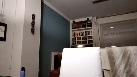 snoecks online show from March 2026 10:31:02 PM