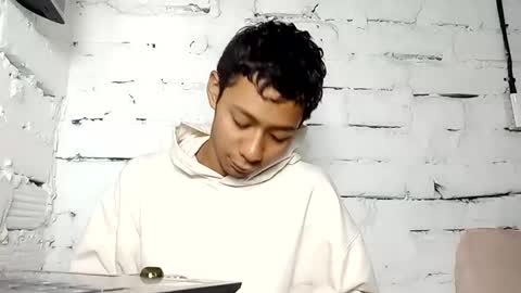 Snoob Master 777 online show from April 2026 03:47:02 PM