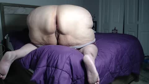 Snoqueen online show from January 2025 12:38:02 AM