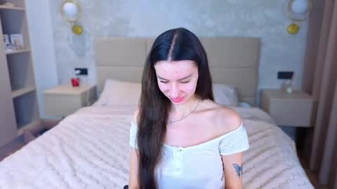 Snapshot of snow_whiteeex chatting on June 2026 04:06:01 AM snow_whiteeex online show from June 2026 04:06:01 AM